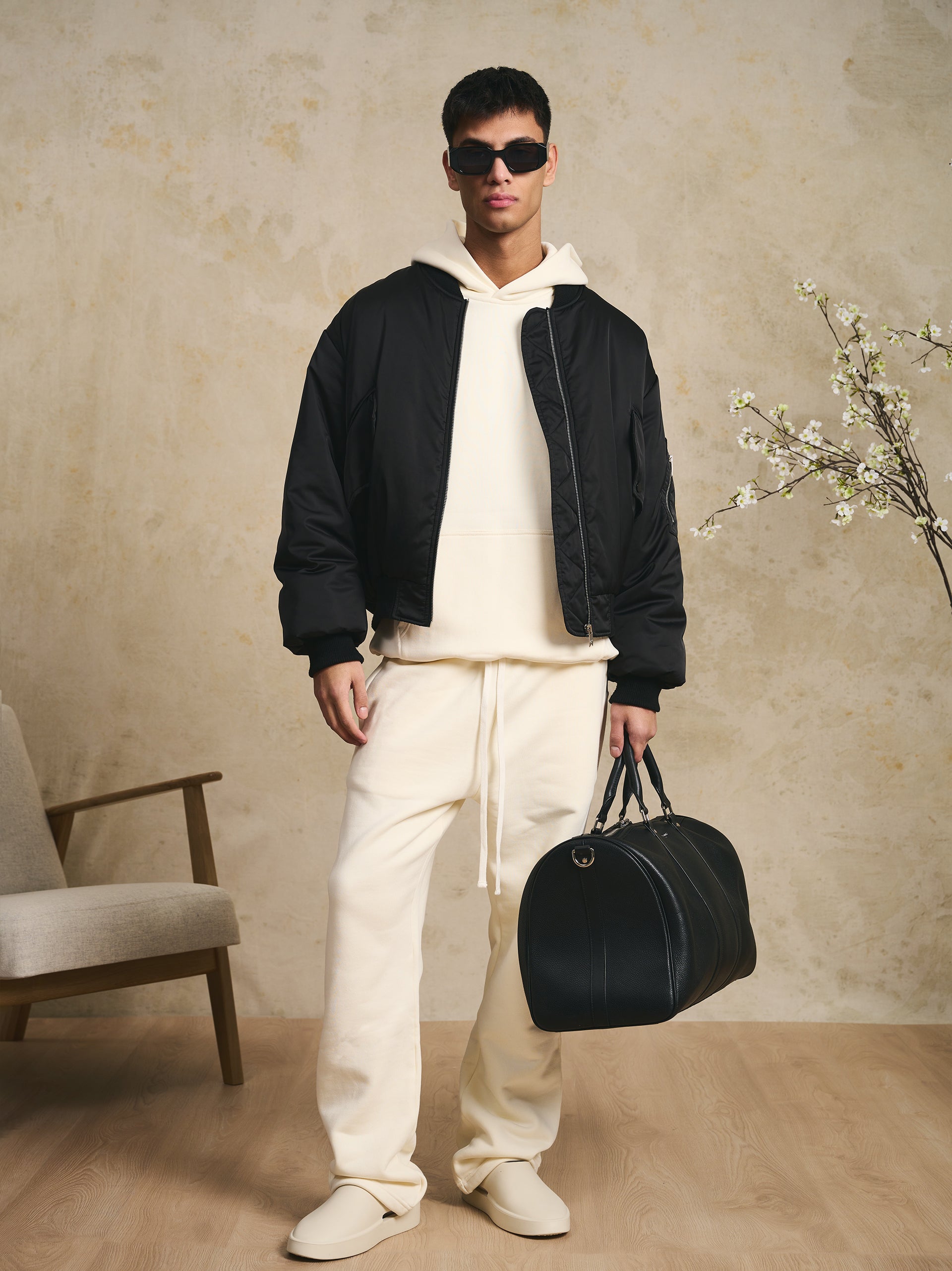 Logo Sweatpants - Off White - DENNIS DANIEL™